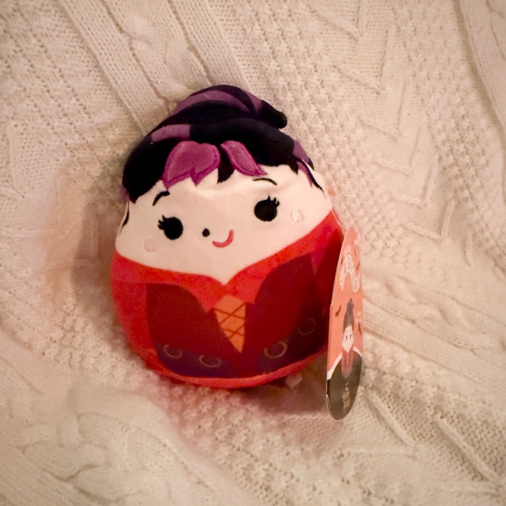 Mary Sanderson 5” Stuffed Plush